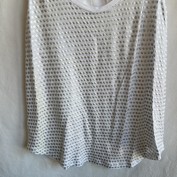 Splendid white racerback tank top with shiny silver squares, size L - Picture 3 of 6